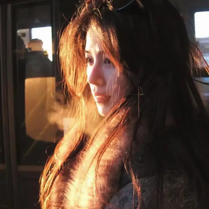 俏女怀春