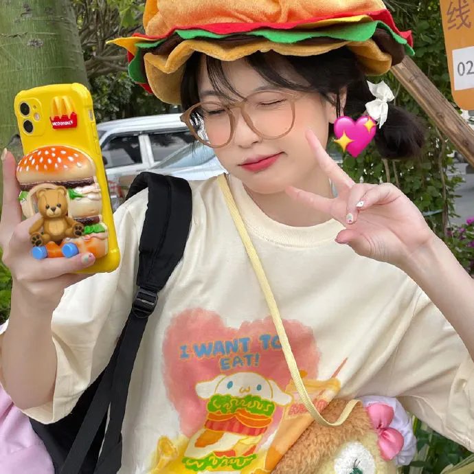 在此一群